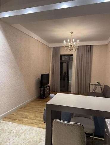 Mənzillər: İcarəyə verilir 2 otaqlı yeni tikili 65 m², Ağ şəhər q. Kateqoriya — 3