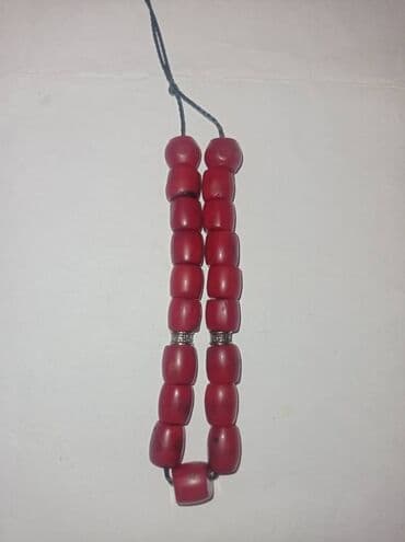 Женская обувь: Məhsul: - Material: qırmızı rəngli silindrik/oval muncuqlar — 1