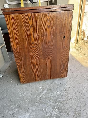 Аристоны: Taxta şkaflı elektrik tikiş maşını - Qatlana bilən taxta korpus: üst — 1