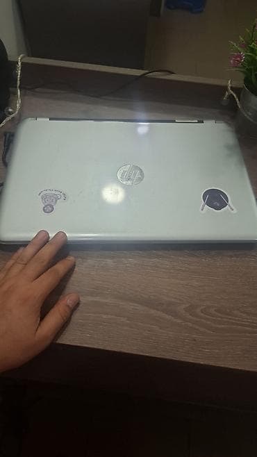 netac: HP Pavilion 15 noutbuk - Ekran: 15.6" (şüşəli çərçivə, geniş — 3