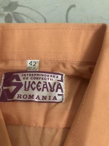 cool geyimleri: Yeni, Rumıniya istehsalı, 42 razmer,qısa qol köynək. Narıncı — 3