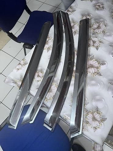 Qoşqular: Avtomobil üçün yan qapı üstü deflektorlar (4 ədəd set) - Material — 2