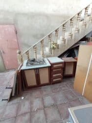 metbex moykası: Yaxşı vəziyyətdədir moykasi yoxdur başqa hər şey üstündədir dolaplarin — 5