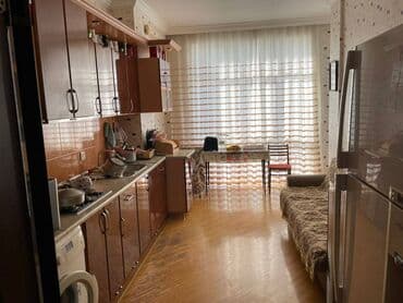 qarayev 4 otaqli kohne tikili: 4 otaqlı, Yeni tikili, m. Nəriman Nərimanov, 150 kv. m — 4