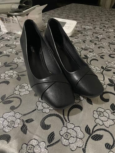 детские кожаные туфли: Туфли, Размер: 38, цвет - Черный, Новый — 2