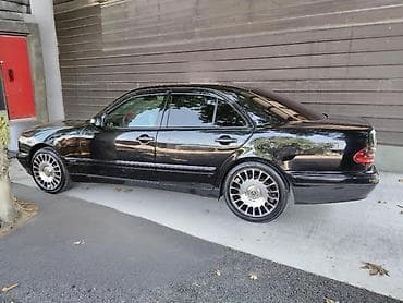 Продажа авто: Mercedes-Benz E 220: 2.2 л | 2000 г. Седан — 3