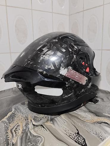 Karbon lifli tam üzlü motosiklet dəbilqəsi - Korpus: yüngül və möhkəm — 2