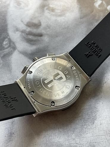 mf saat: İşlənmiş, Qol saatı, Hublot, rəng - Boz — 10