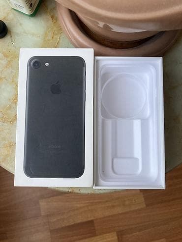Apple iPhone (qara) üçün orijinal qutu - Model: iPhone 7 seriyası ilə