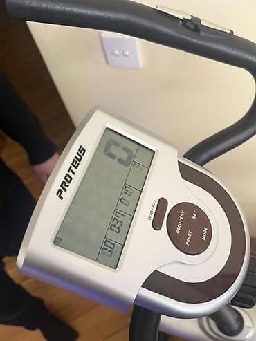 veli: Proteus stasionar velotrenajor - Marka/model: Proteus (paneldə qeyd — 4