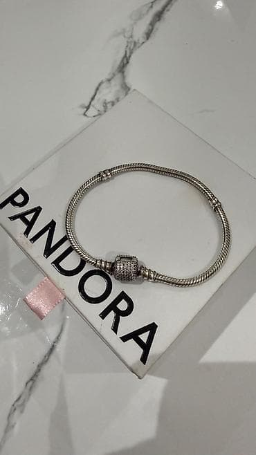 Личные вещи: Pandora qolbaq.orjinaldi yuz faiz.İstesez yoxlada da bilersiz.110man — 1