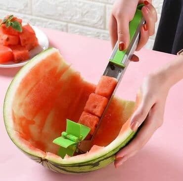 qarpız mürəbbəsi: Qarpız dilimleyen — 1