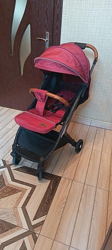 mamako qiymeti: Uwaq arabasi
Yaxsi veziyyetde. 
Qiymet 55azn, 
Unvan. 
Bine savxoz — 2