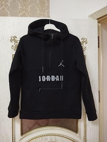 papaqlar kisi ucun: Kapişonka 38 M razmer kişi üçün — 1