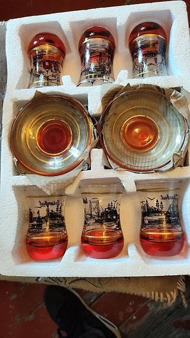 Çay dəsti, rəng - Qızılı, Şüşə