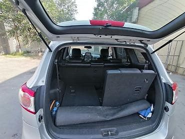 ford focus hatchback: Hyundai Santa Fe: 2 l | 2010 il Krossover — 9