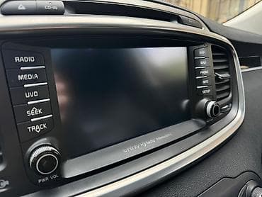 changan uni t: Kia Sorento: 2 l | 2016 il Krossover — 10