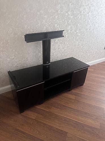 TV stendi və divar braketi ilə birlikdə - Material: yüksək möhkəmliyə
