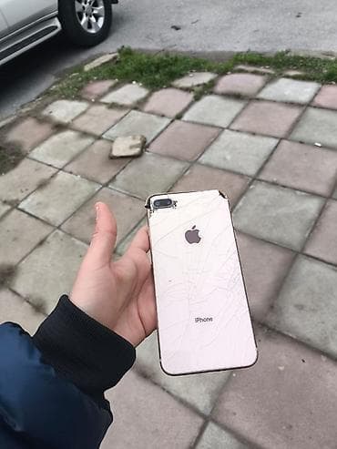 naxcivan komputer satisi: IPhone 8 Plus, 64 GB — 2