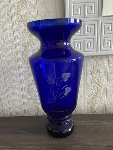 yuxuda gul qabi görmek: Bir vaza — 4