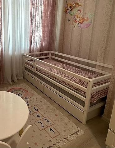 Uşaq kravatı – 250 AZN Ünvan: Xırdalan, Mimi Ağ rəngli, yan qoruyucu lalafo.az -da Uşaq kravatı – 250 AZN Ünvan: Xırdalan, Mimi Ağ rəngli, yan qoruyucu
