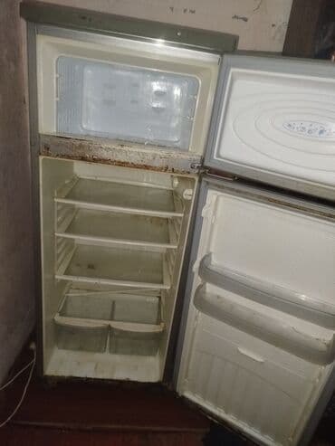 soyuducu termostat: İki qapılı NORD soyuducu - Üst hissədə ayrıca dondurucu bölmə, alt — 1