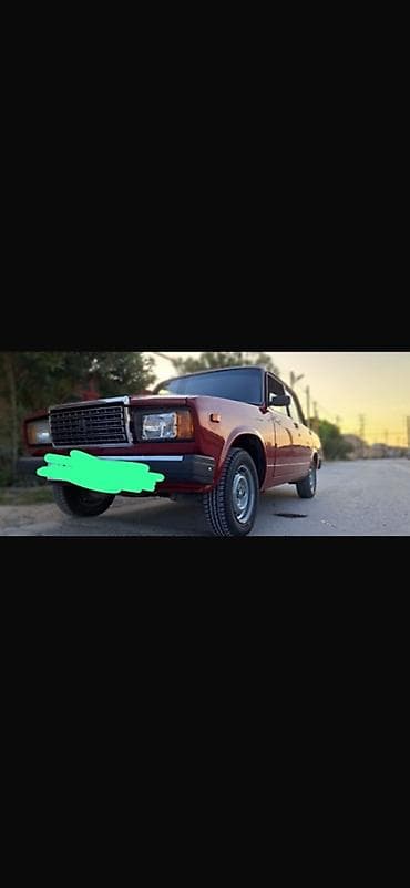 vaz 2107 abilsofka: VAZ 2107, bord rəngdə sedan Texniki xüsusiyyətlər: - Korpus: 4 qapılı — 3