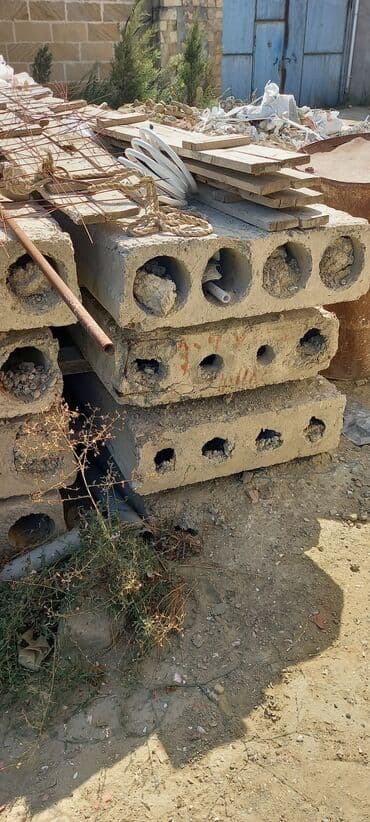 ikinci əl moydadır: 1 ədədi 100 manat eni .80 uzunu 5.86 bunan 8 ədədi eni 1.20 uzunu — 3