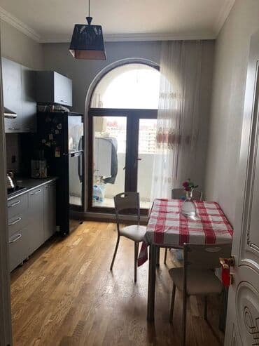 ilkin ödənişi 10000 olan evlər: 2 otaqlı, Yeni tikili, m. Qara Qarayev, 68 kv. m — 7