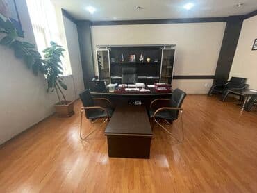 kirayə ofislər: Nərimanov metrosuna yaxın yol kənarı bizness mərkəzinə yaxın ümumi — 1