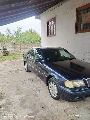 продается авто: Mercedes-Benz C-Class: 1.8 л | Седан — 2
