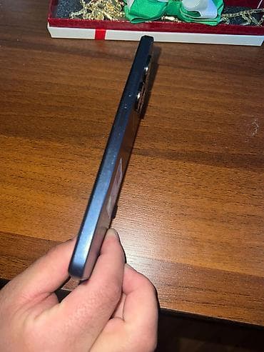 j 7: Infinix Smart 8, rəng - Qara, Sensor — 3