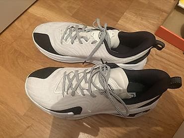under: Məhsul: Under Armour Curry seriyası basketbol ayaqqabısı — 1