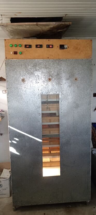 İnkubatorlar: 1100 yumurta, Azərbaycan, Bütün növ quşlaq üçün — 1