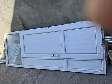 Ölçö. 105sm. 273sm. PVC giriş qapısı və yan şüşəli panel -