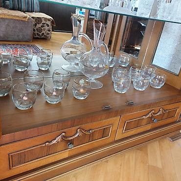 3 d oboy: Qonaq otağı üçün, Açılmayan, Dördbucaq masa, 6 stul — 9