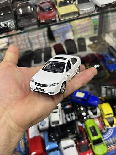 Daewoo: Daewoo Centra Miqyaslı metal model avtomobil – sedan - Korpus — 1