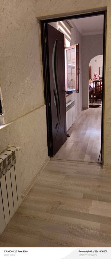 Lüğətlər: 60 kv. m, 2 otaqlı — 10