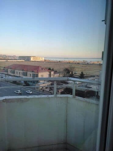 berdede kiraye evler 2025: Xətai rayonu Megafunun yanı 17 mərtəbəli binanın 6-cı mərtəbəsi ümumi — 15