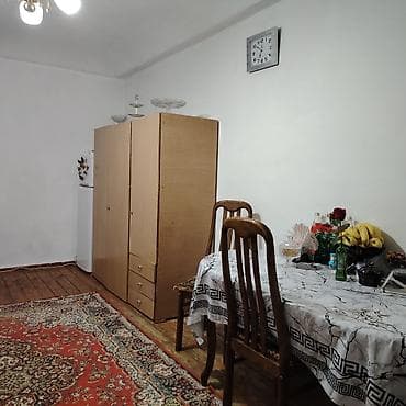 qusar a frame evler: Yasamal rayon 20yanvar metrosunun düz yaxinliginda 5 mertebeli binanin — 7