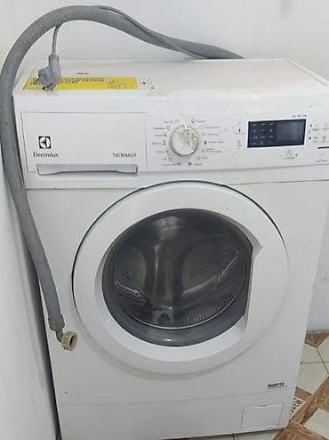 real tv biss: Paltaryuyan maşın Electrolux, 6 kq, Avtomat, Qurutmasız — 1