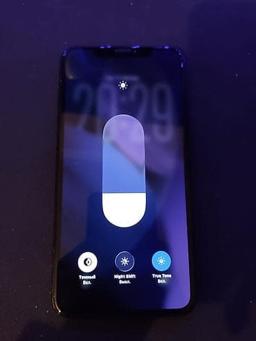 ipona: IPhone 11 Pro Max, 64 GB, Alpine Green, Face ID — 2