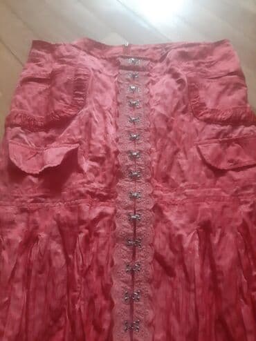 ağ qadın ətəkləri: Xaricdən gəlib. Az işlənib — 2