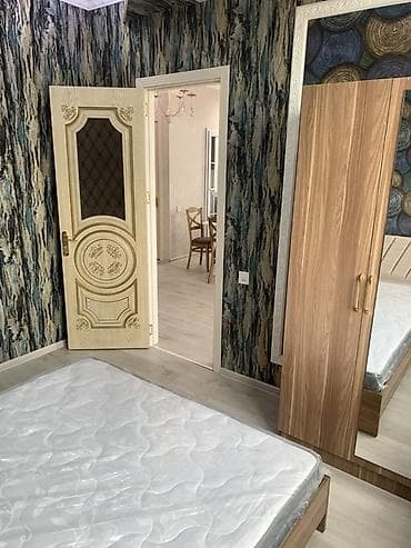 baki bina evi: Ev xırdalanın ən rahat yerlərindən birində yerləşir.Market,məktəb düz — 7