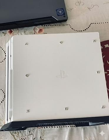 PS4 (Sony Playstation 4): PlayStation 4 Pro White Limited Edition (1TB). Konsol yalnız ev — 4