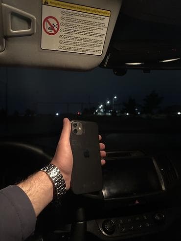 IPhone 11, 64 GB, Qara, Face ID