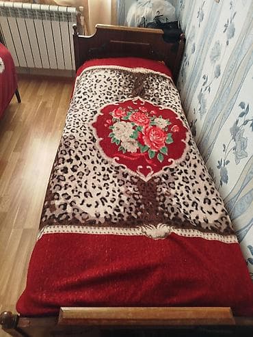 tek adamliq carpayi: Klassik taxta tək nəfərlik çarpayı dəsti - Material: masif taxta — 3