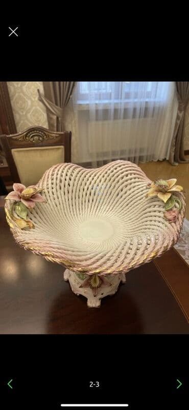 Zərif dekorativ badya/meyvə qabı - Material: keramika/porcelan tipli