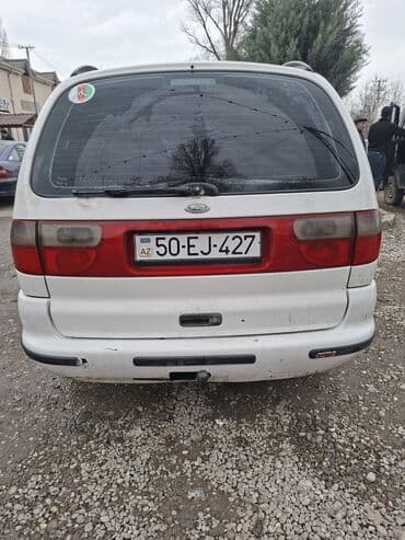 changan azerbaijan qiymeti: Ford Galaxy, ağ rəng, miniven/krossover sinfi. Xarici xüsusiyyətlər — 6
