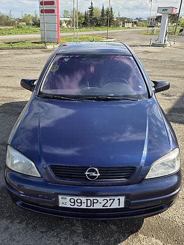 opel 1997 astra: Opel Astra: 1.6 l | 2001 il 380006 km Sedan — 4